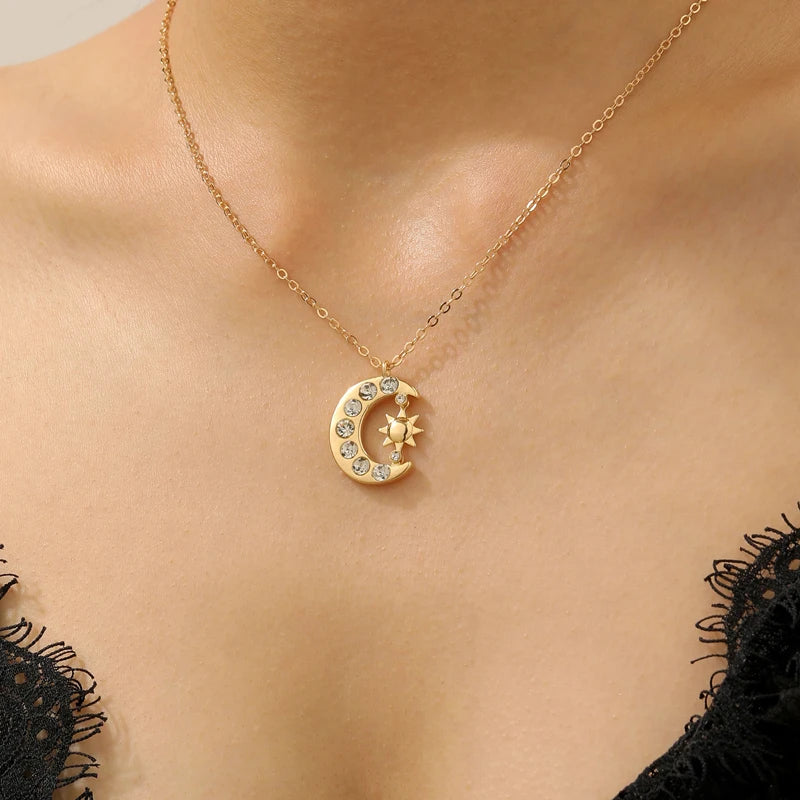 Zircon Moon Sun Pendant Necklace for Women Men Exquisite Collarbone Chain Vintage Simple Hiphop Punk Versatile Jewelry Gift 2026