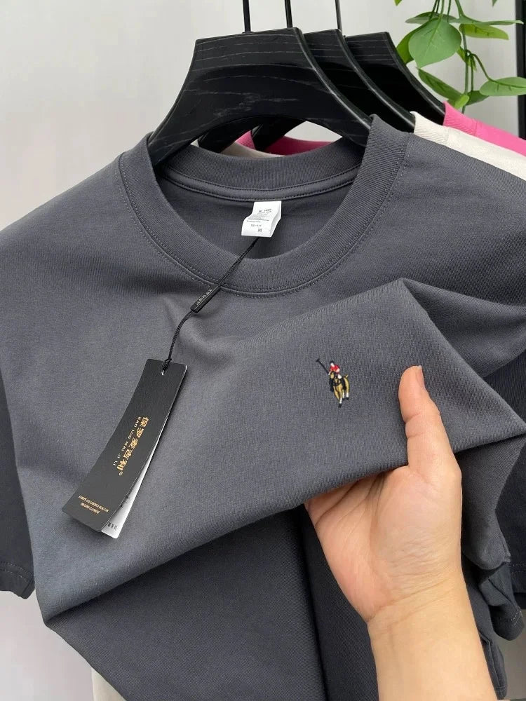 Camiseta Hombre 100% Algodón Manga Corta — Bordado Pony, Cuello Redondo, Verano
